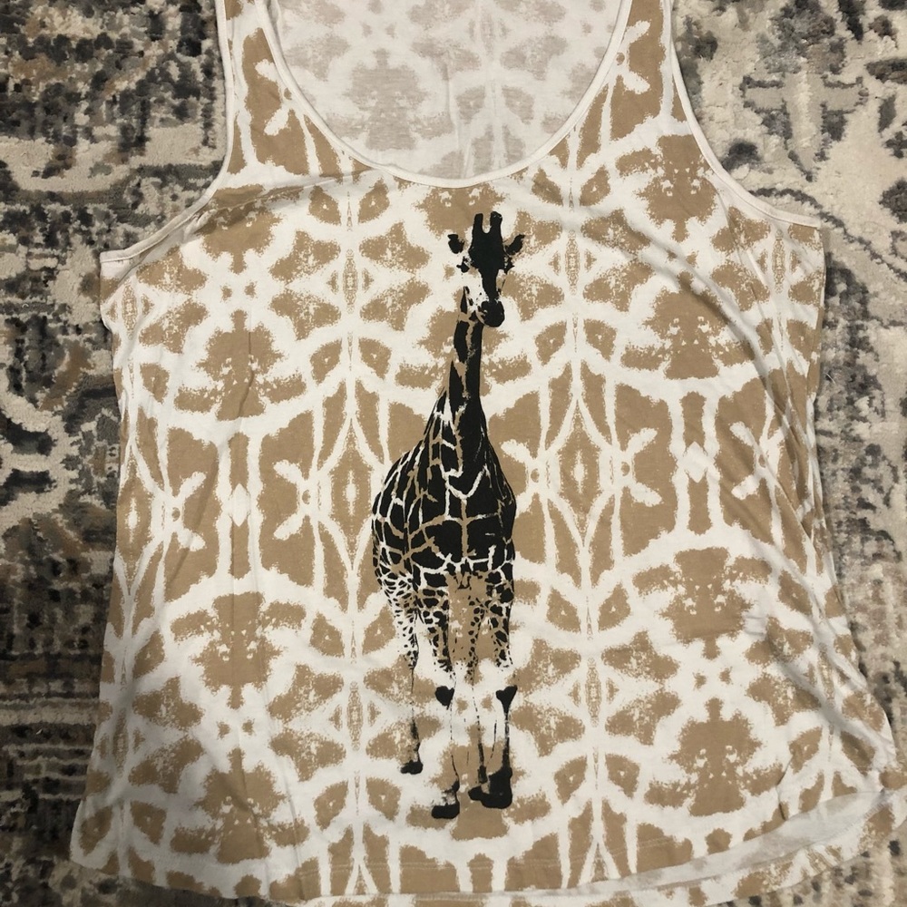 Giraffe Tank